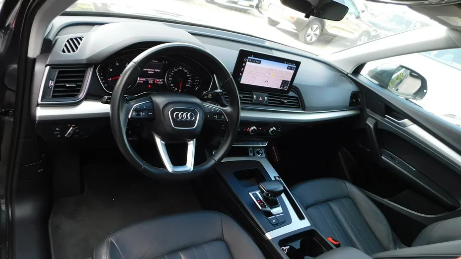 AUDI Q5 -