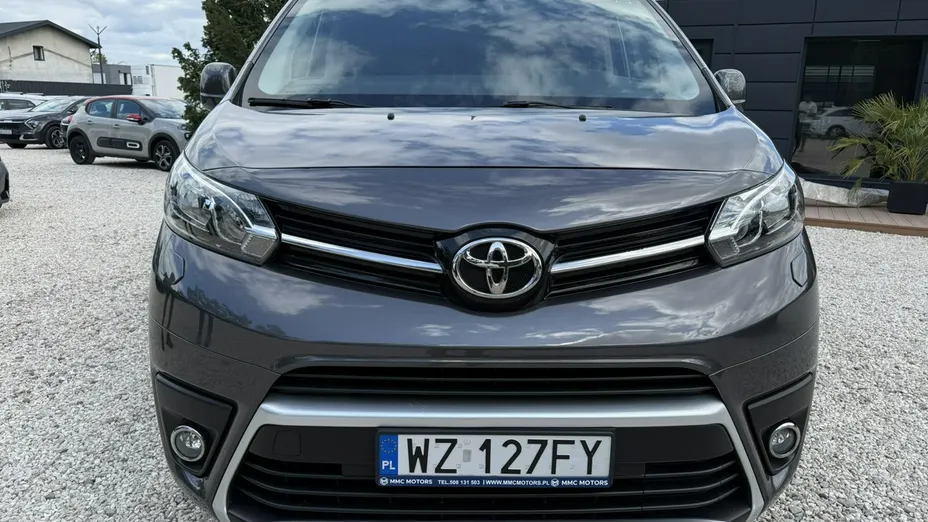 TOYOTA Proace Verso -