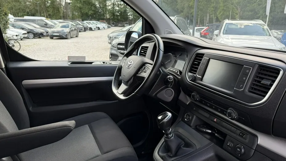 TOYOTA Proace Verso -