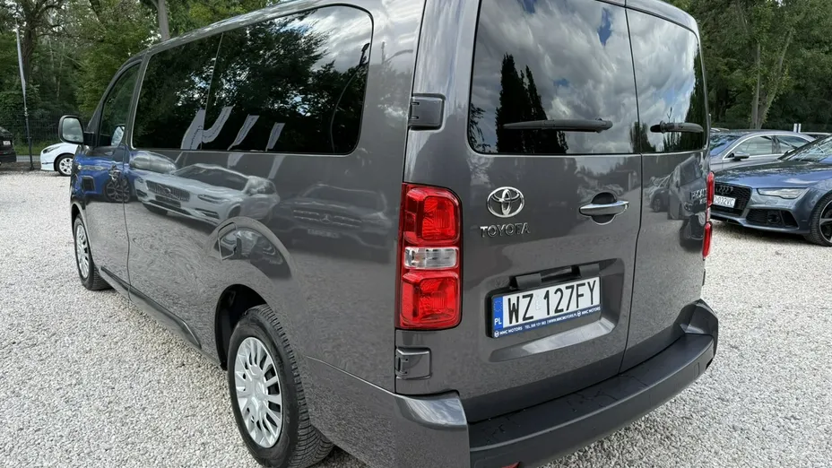 TOYOTA Proace Verso -