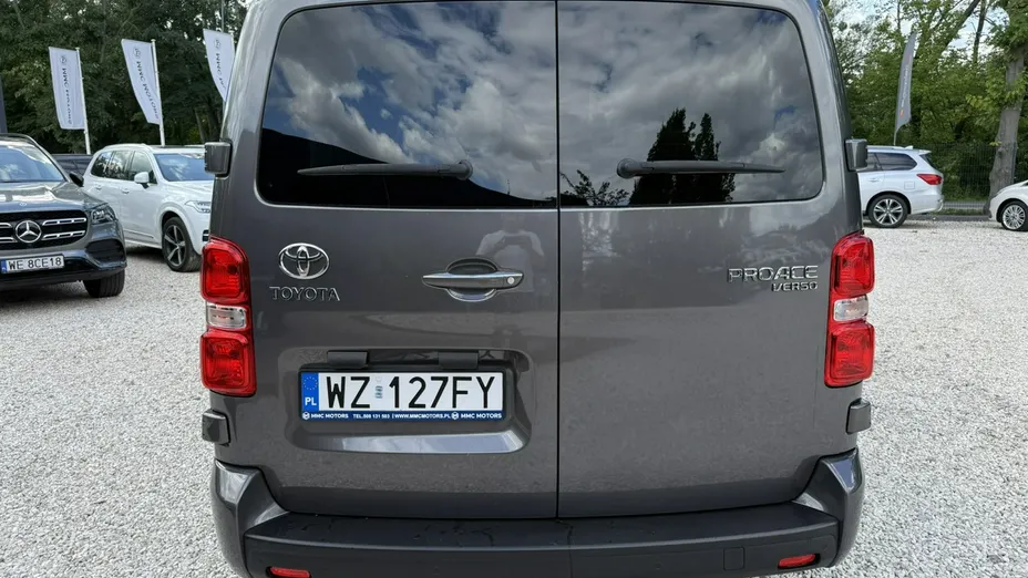 TOYOTA Proace Verso -