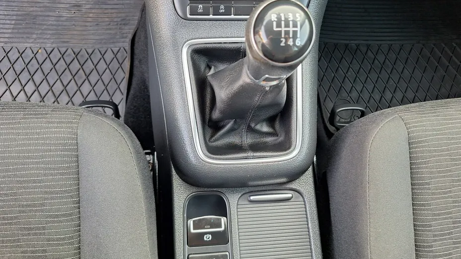 VOLKSWAGEN Tiguan -