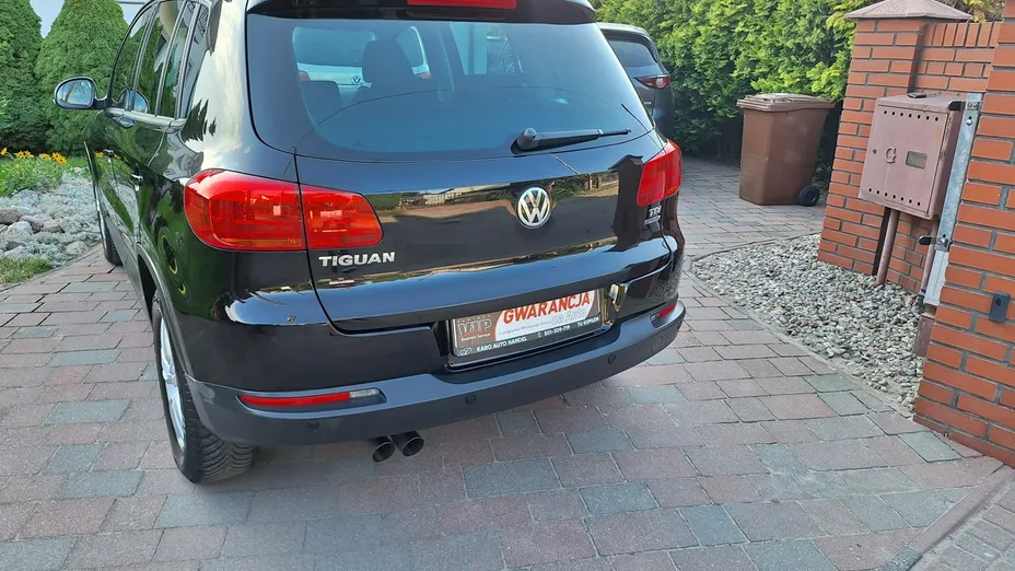VOLKSWAGEN Tiguan -