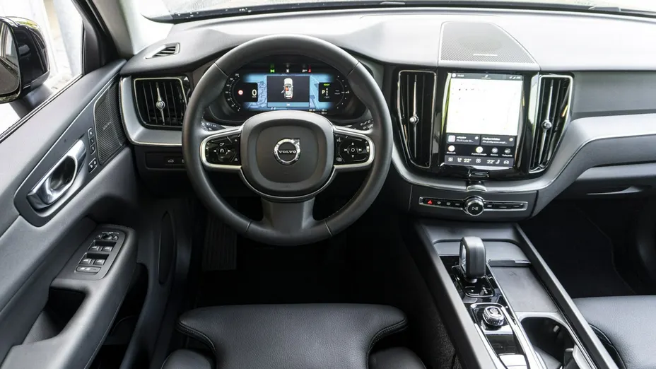 VOLVO XC60 -