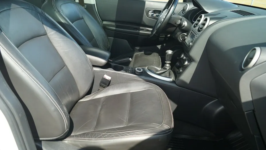 NISSAN Qashqai+2 -