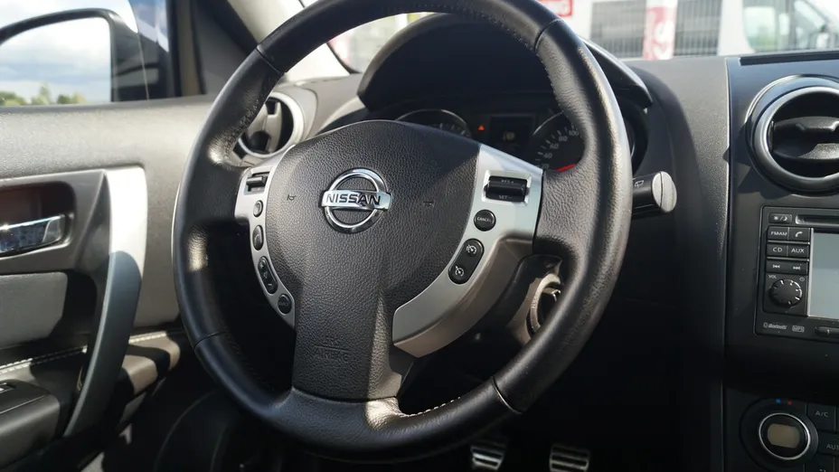 NISSAN Qashqai+2 -