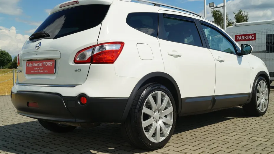 NISSAN Qashqai+2 -