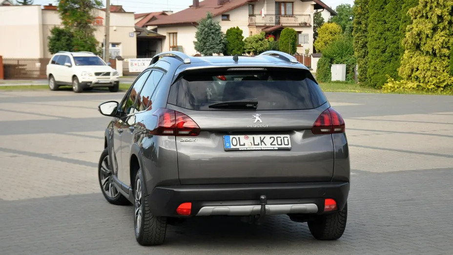 PEUGEOT 2008 -