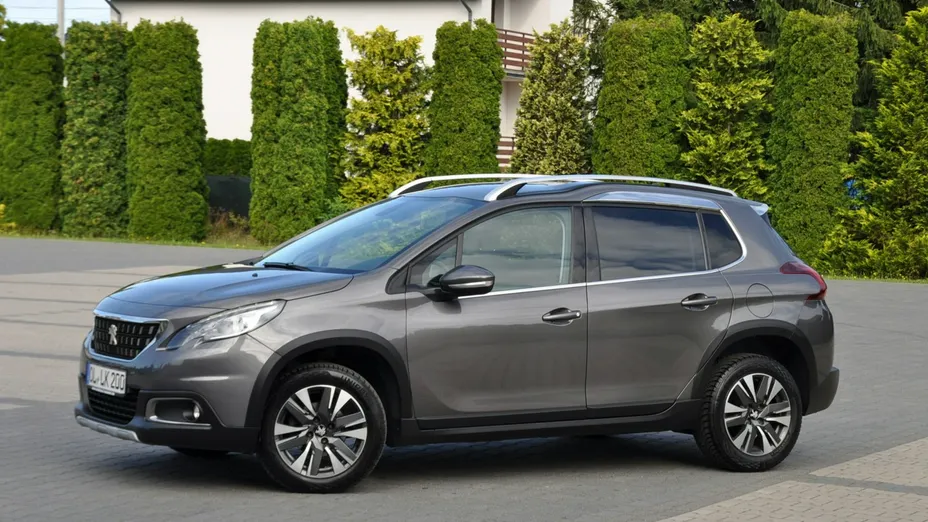 PEUGEOT 2008 -
