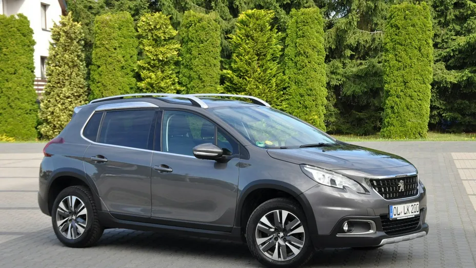 PEUGEOT 2008 -
