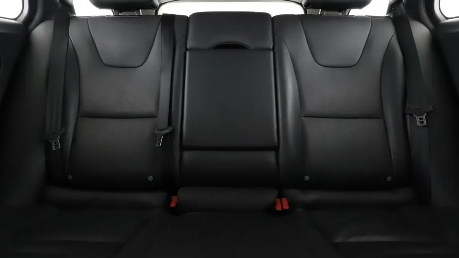 VOLVO V60 -