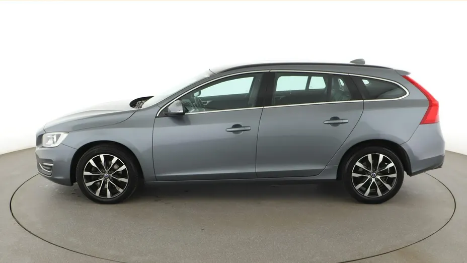 VOLVO V60 -