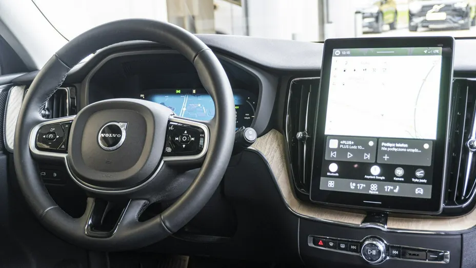 VOLVO XC60 -