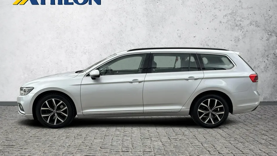 VOLKSWAGEN Passat -