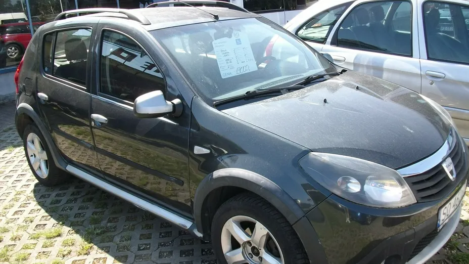 DACIA Sandero -