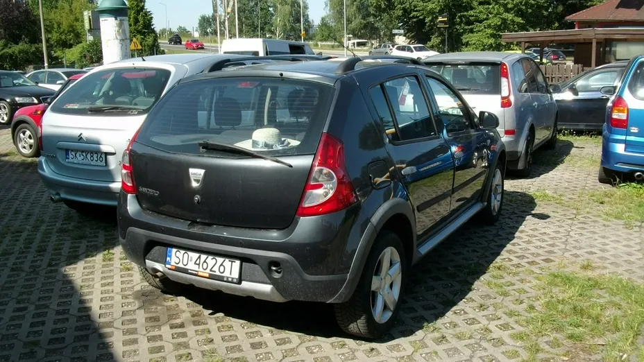 DACIA Sandero -