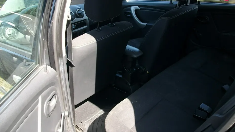 DACIA Sandero -