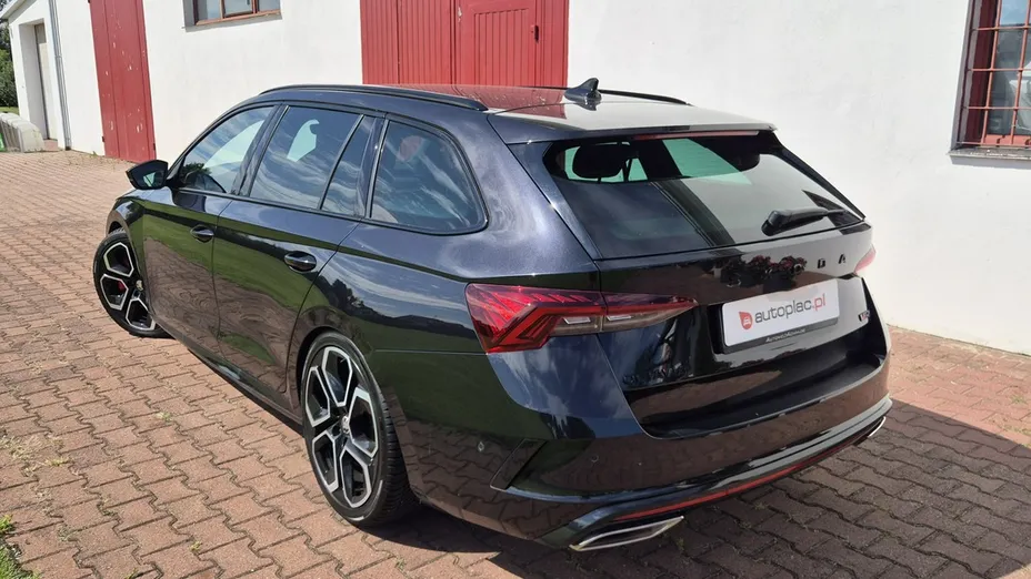 SKODA Octavia -