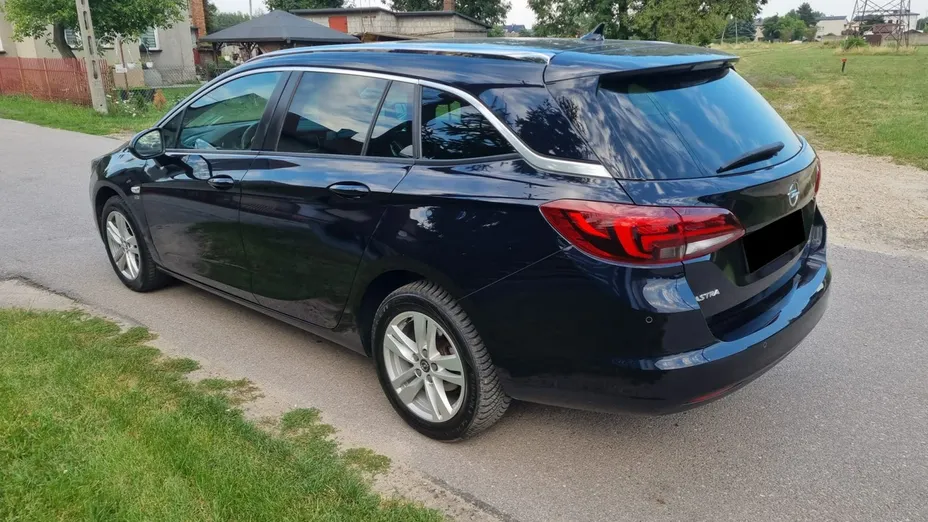 OPEL Astra -