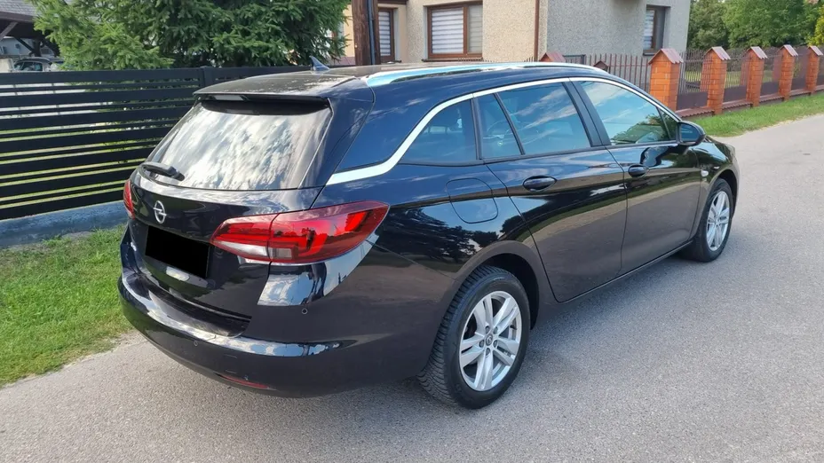 OPEL Astra -