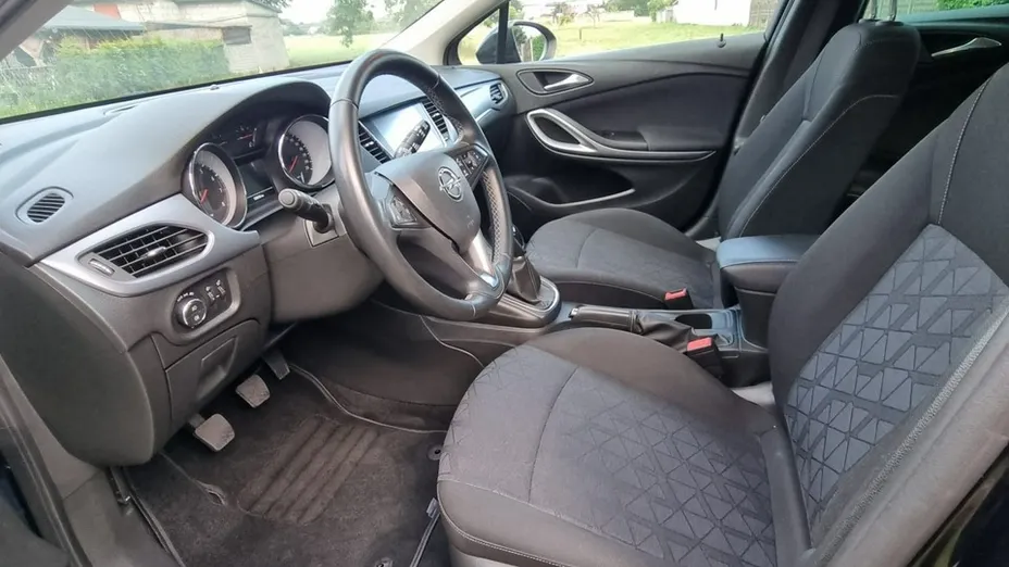 OPEL Astra -