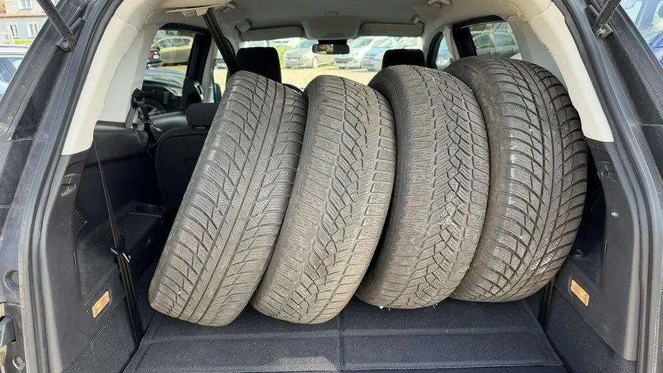 FORD C-MAX -