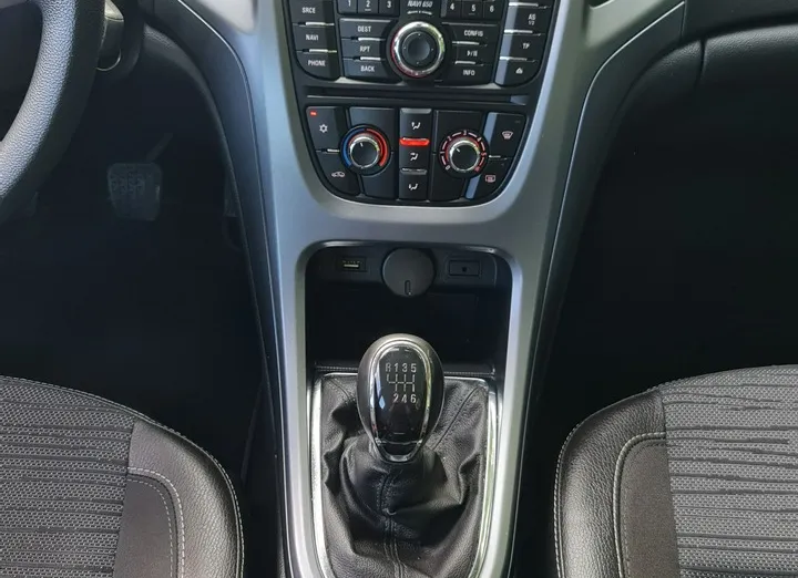 OPEL Astra -
