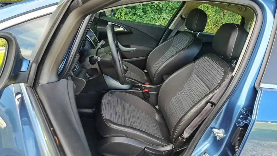 OPEL Astra -