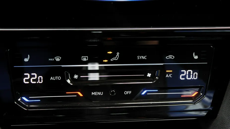 VOLKSWAGEN Arteon -