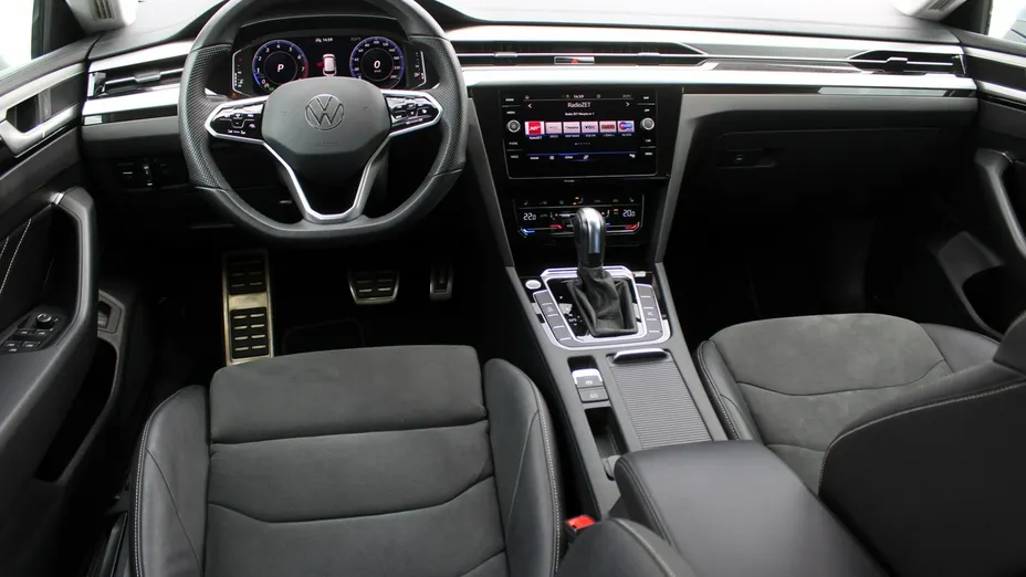 VOLKSWAGEN Arteon -
