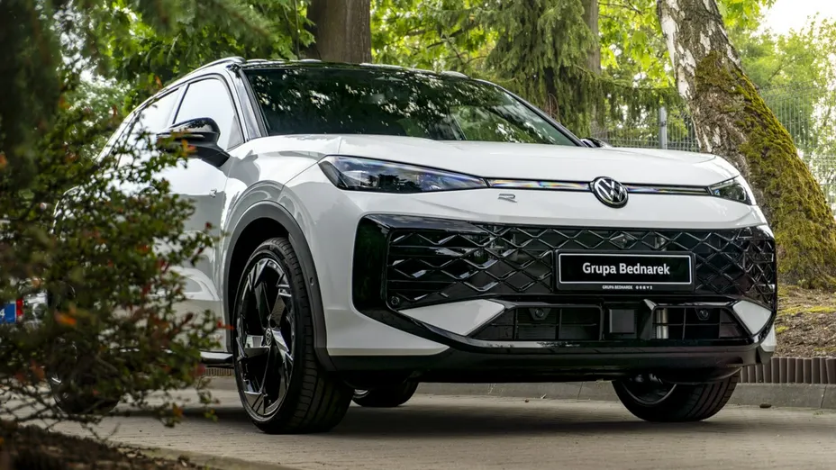 VOLKSWAGEN T-ROC -