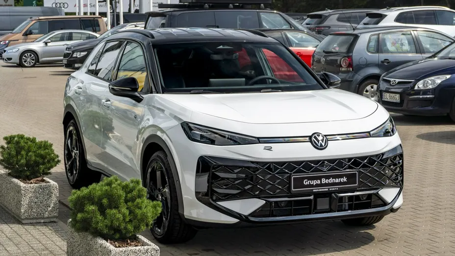VOLKSWAGEN T-ROC -