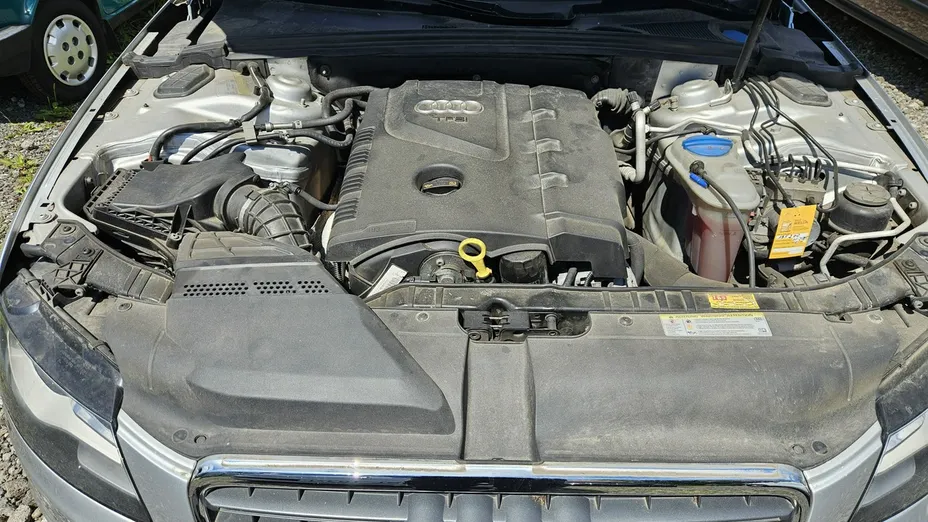 AUDI A4 -