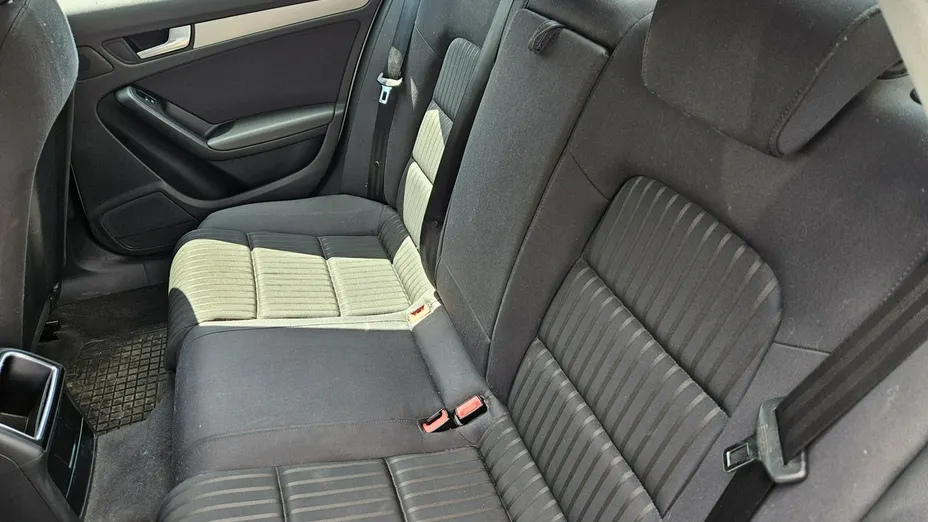 AUDI A4 -