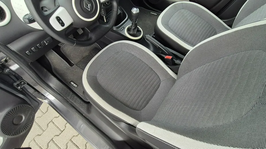 RENAULT Twingo -