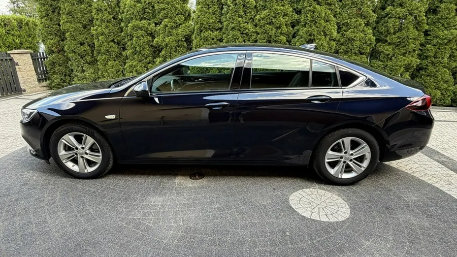 OPEL Insignia -