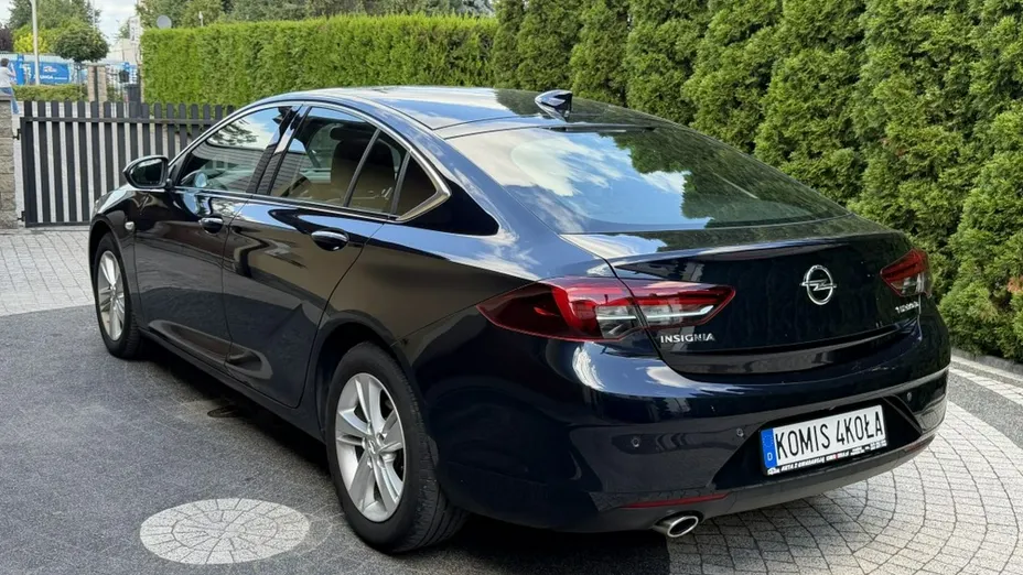 OPEL Insignia -
