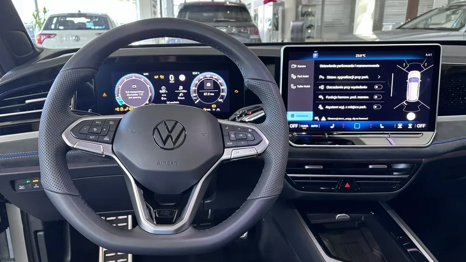 VOLKSWAGEN Passat -