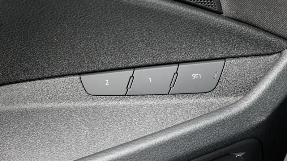 AUDI Q8 / E-Tron -