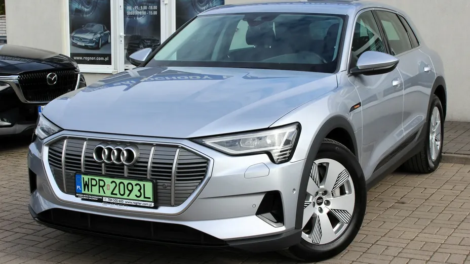 AUDI Q8 / E-Tron -