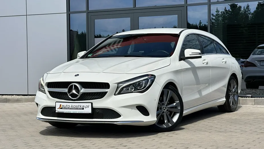 MERCEDES-BENZ CLA -
