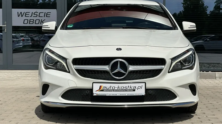 MERCEDES-BENZ CLA -