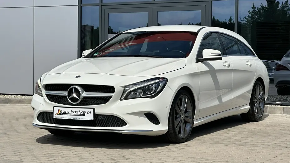 MERCEDES-BENZ CLA -