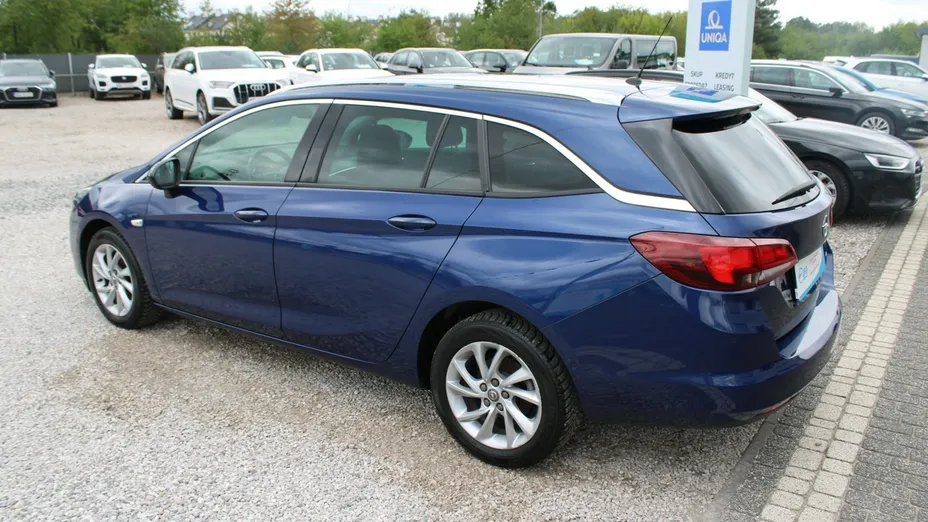OPEL Astra -