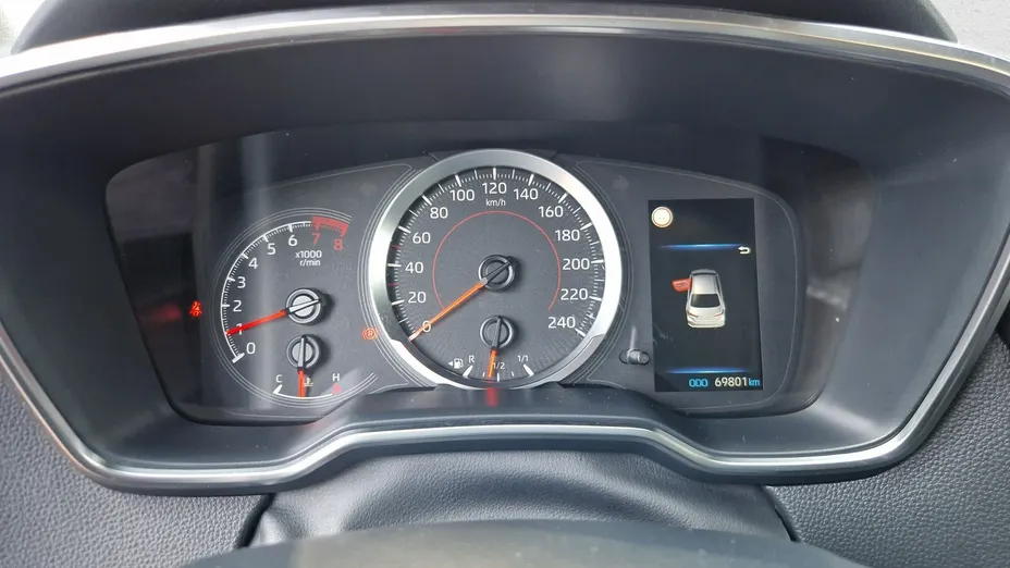 TOYOTA Corolla -