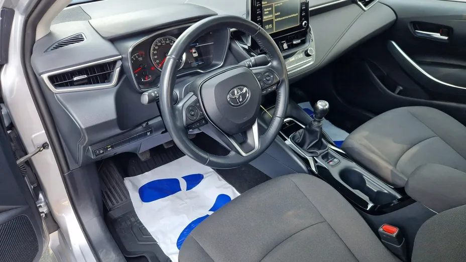 TOYOTA Corolla -