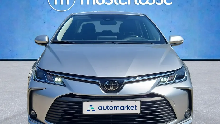 TOYOTA Corolla -