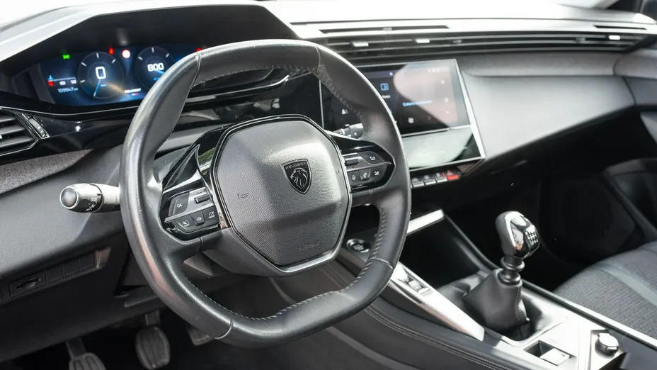 PEUGEOT 308 -