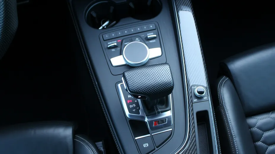 AUDI RS5 -
