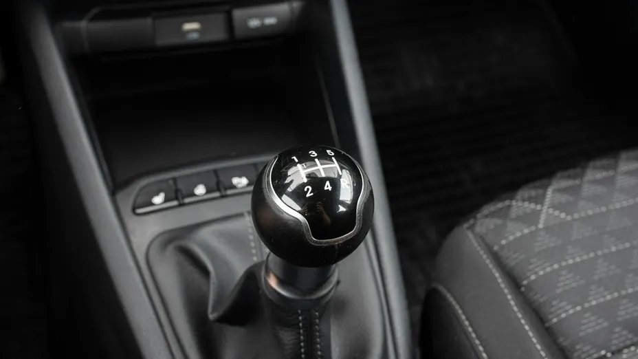 KIA Rio -